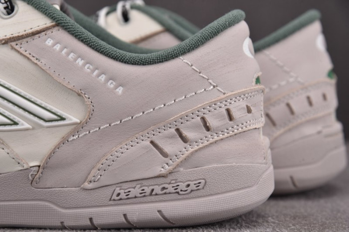 BLCG Hamptons Worn-out Sneaker 841765 WCURS 9930