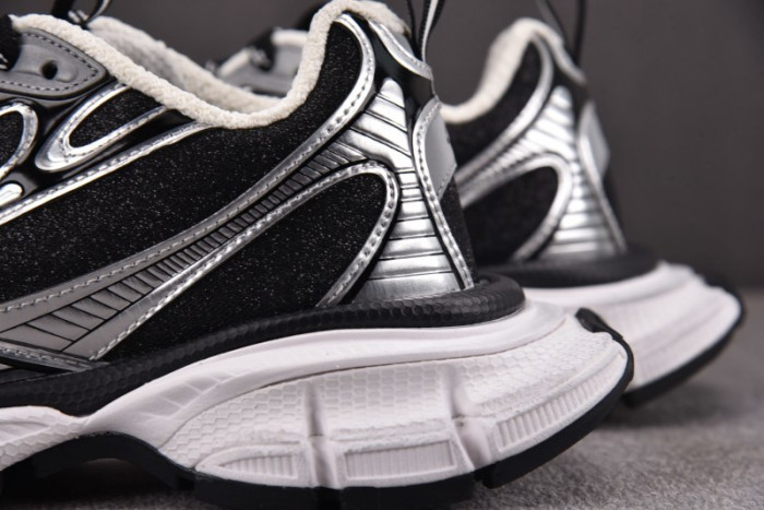 BLCG 3XL SNEAKER 734734 W3XLX 1080