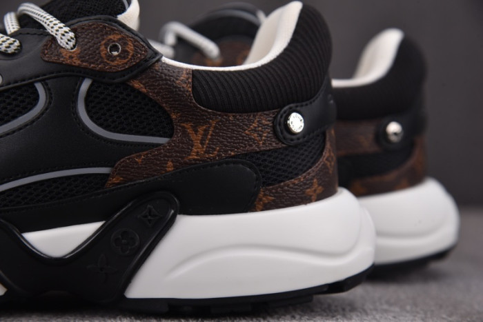 Lou1su1tt Olympia Sneaker