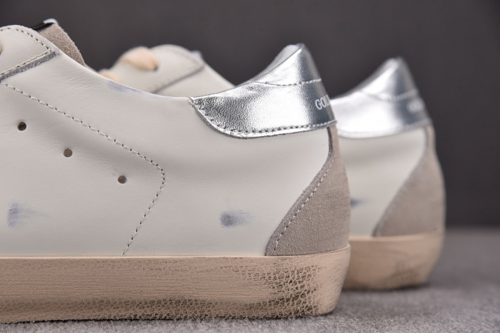 GGDB Low-Top Shoes