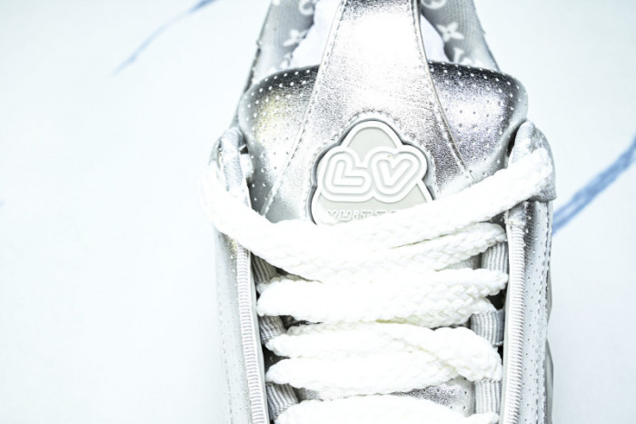 Lou1su1tt Skate Sneaker