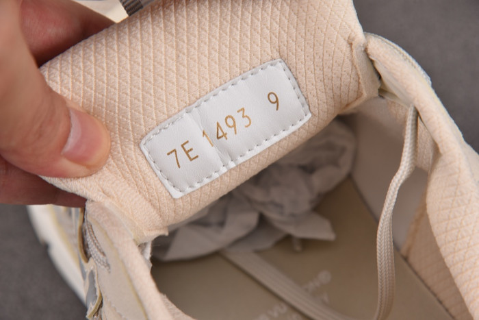 Lou1su1tt Tatic Runner Sneaker