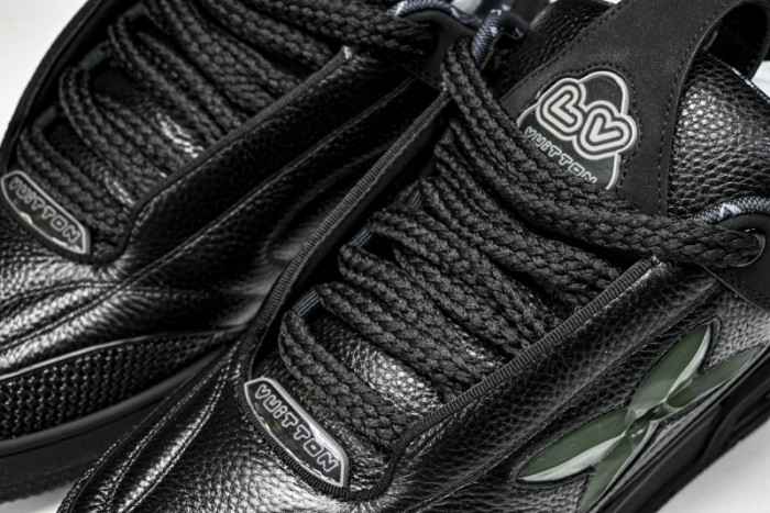 Lou1su1tt Skate Sneaker