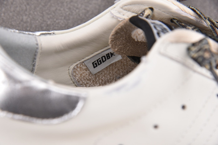 GGDB Low-Top Shoes
