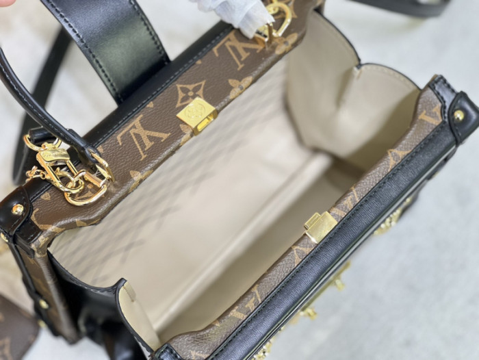 Lou1su1tt BAG