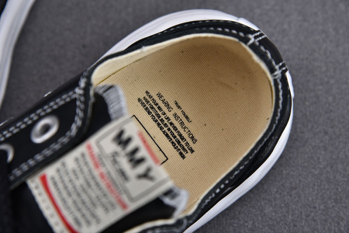 Ma1s0n MIHARA YASUHIRO SNEAKER