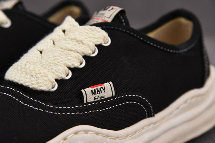 Ma1s0n MIHARA YASUHIRO SNEAKER