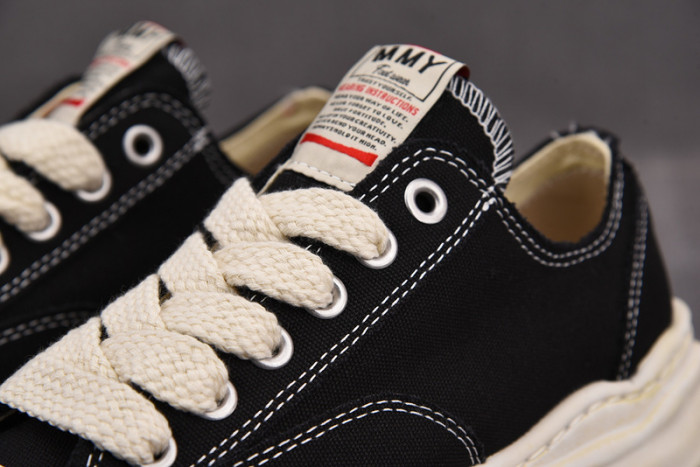 Ma1s0n MIHARA YASUHIRO SNEAKER