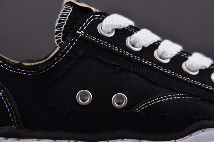 Ma1s0n MIHARA YASUHIRO SNEAKER