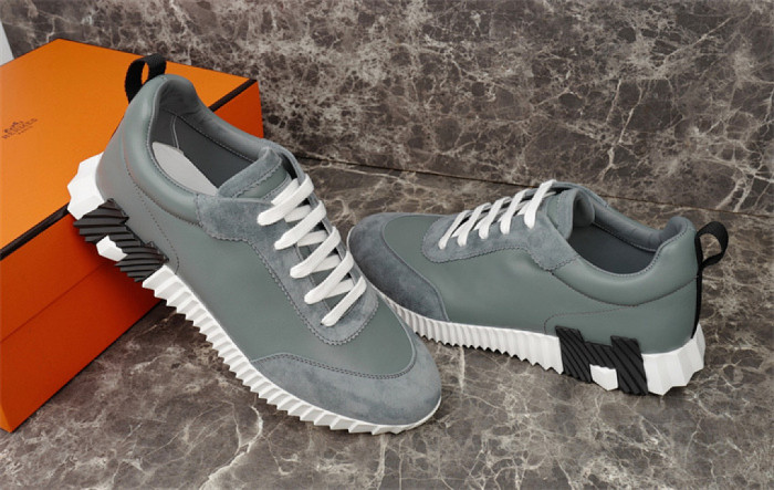 H**me5 Sneaker