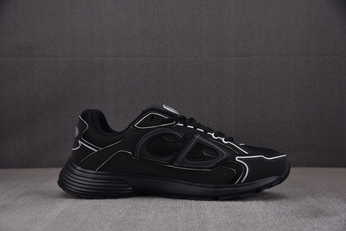 D10R B30 SNEAKER
