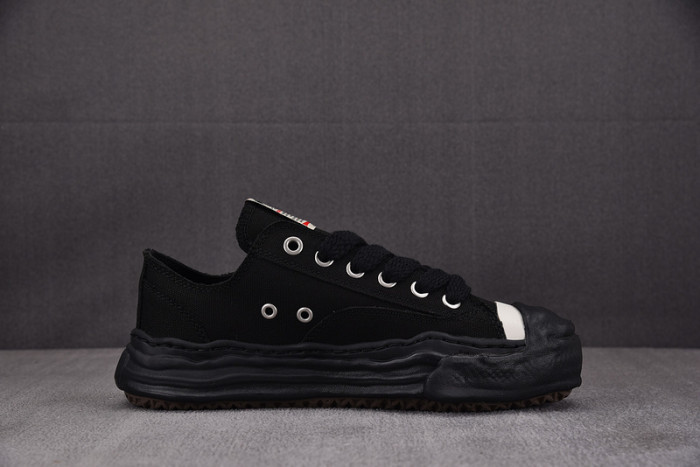 Ma1s0n MIHARA YASUHIRO SNEAKER