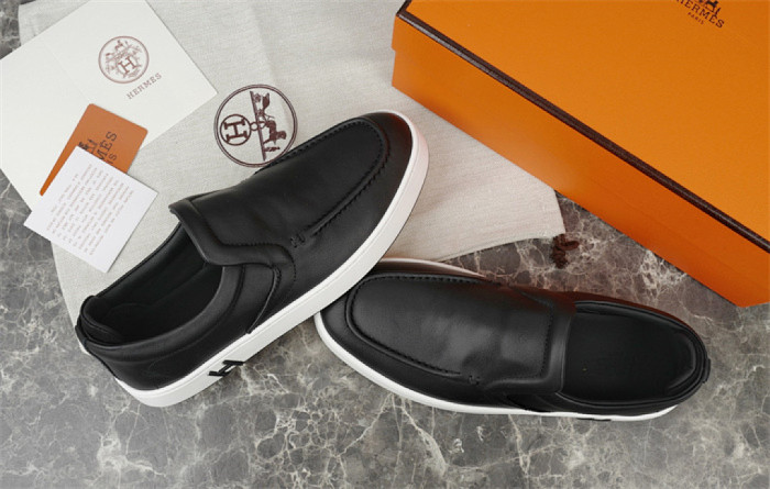 H**me5 Sneaker