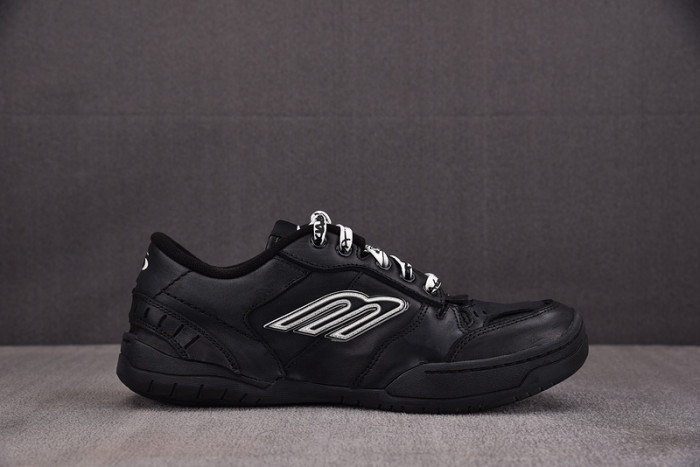 BLCG Hamptons Worn-out Sneaker 841765 WCURB 1000