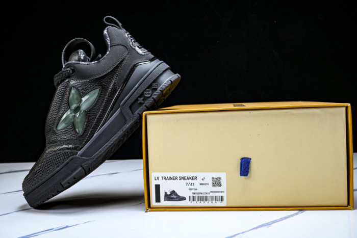 Lou1su1tt Skate Sneaker