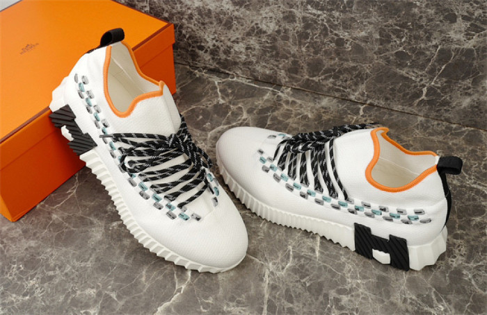 H**me5 Sneaker