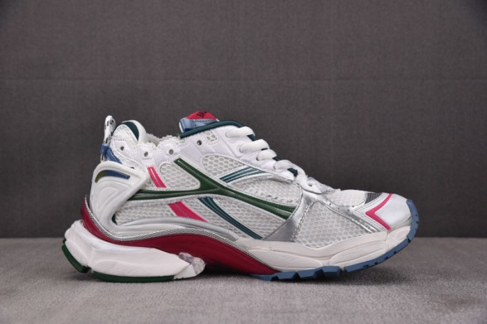 BLCG Runner Suede Sneaker 772774 W3RMU 9934