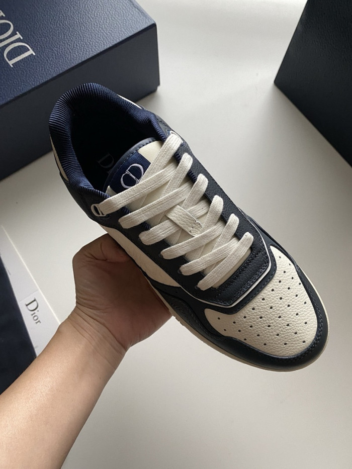 D10R B27 Sneaker