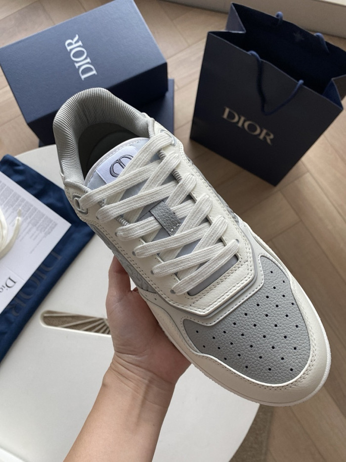 D10R B27 Sneaker