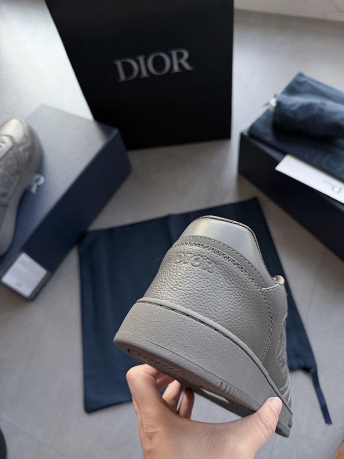 D10R B27 Sneaker
