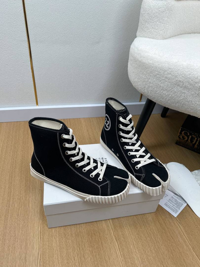 Ma1s0n Marg*e1a Tabi High Top