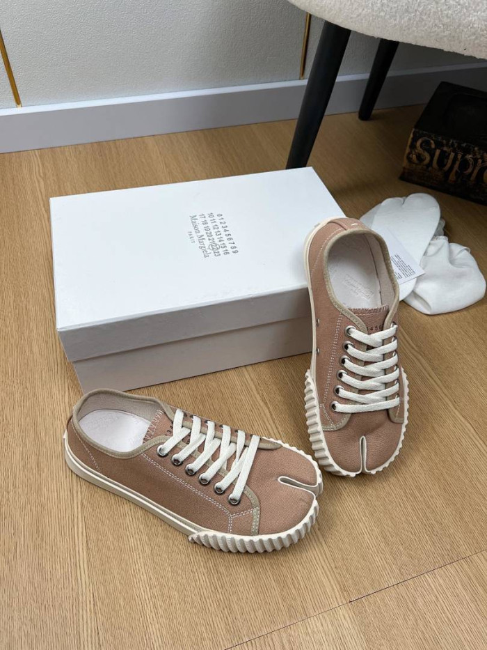 Ma1s0n Marg*e1a Tabi Low Top