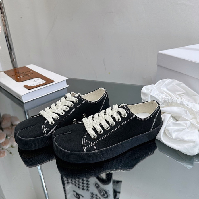 Ma1s0n Marg*e1a Tabi Low Top