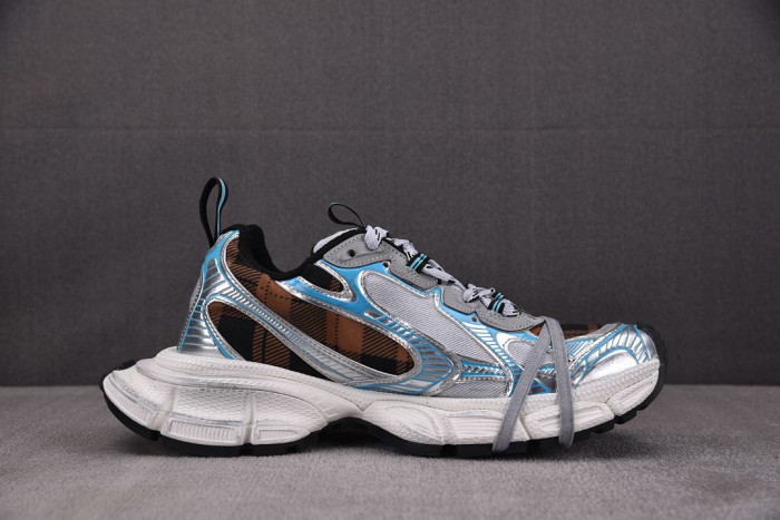 BLCG 3XL SNEAKER 734734 W3XMM 4210