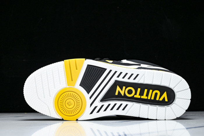 Lou1su1tt Skate Sneaker