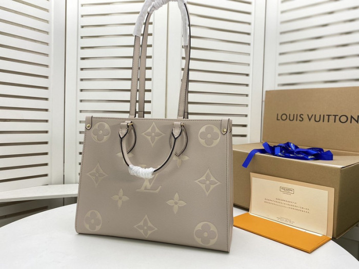Lou1su1tt BAG