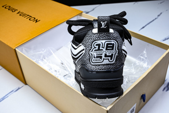 Lou1su1tt Skate Sneaker