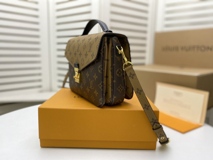 Lou1su1tt BAG