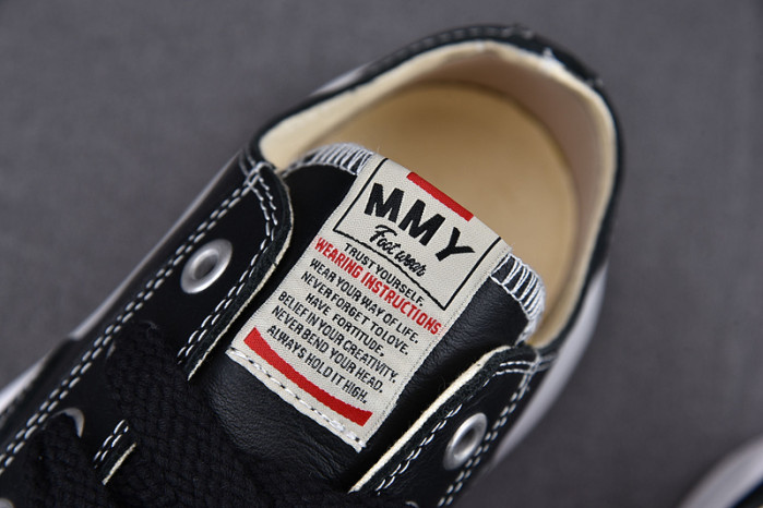 Ma1s0n MIHARA YASUHIRO SNEAKER