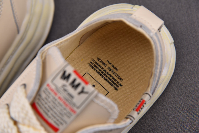 Ma1s0n MIHARA YASUHIRO SNEAKER