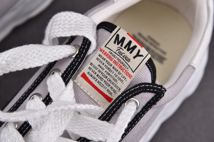 Ma1s0n MIHARA YASUHIRO SNEAKER