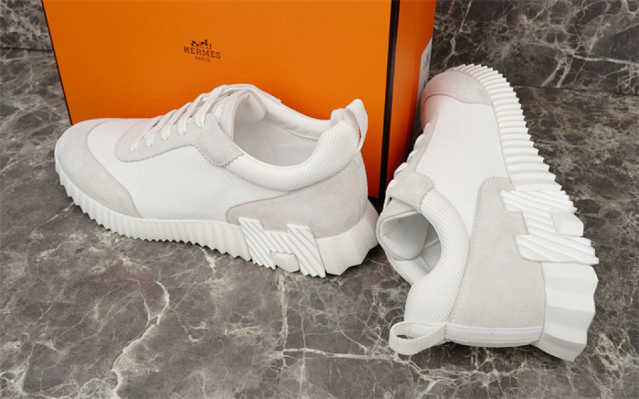 H**me5 Sneaker