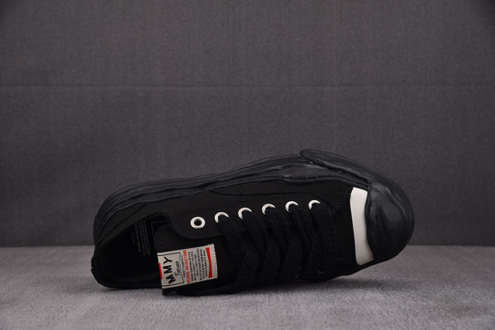 Ma1s0n MIHARA YASUHIRO SNEAKER