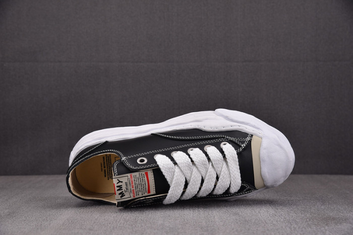 Ma1s0n MIHARA YASUHIRO SNEAKER
