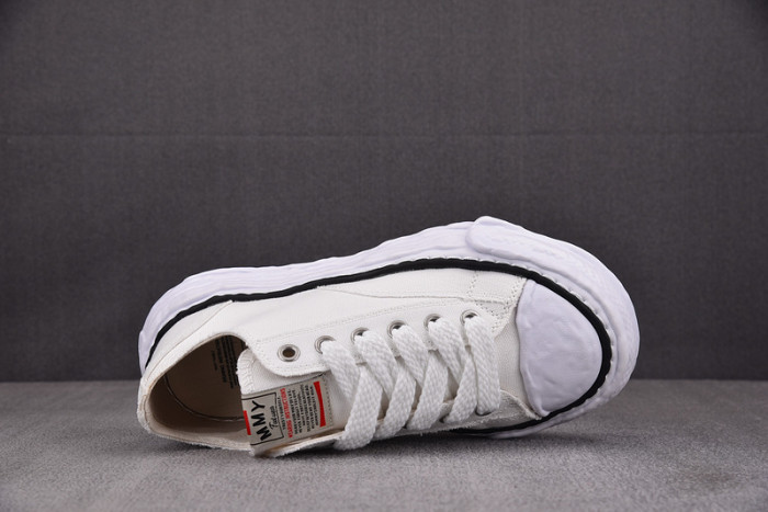 Ma1s0n MIHARA YASUHIRO SNEAKER