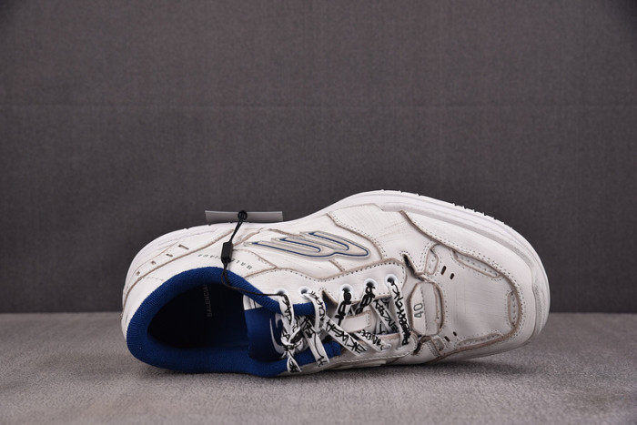 BLCG Hamptons Worn-out Sneaker 841765 WCURB 9141