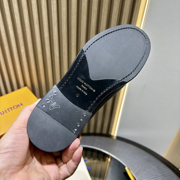 Lou1su1tt Shoes
