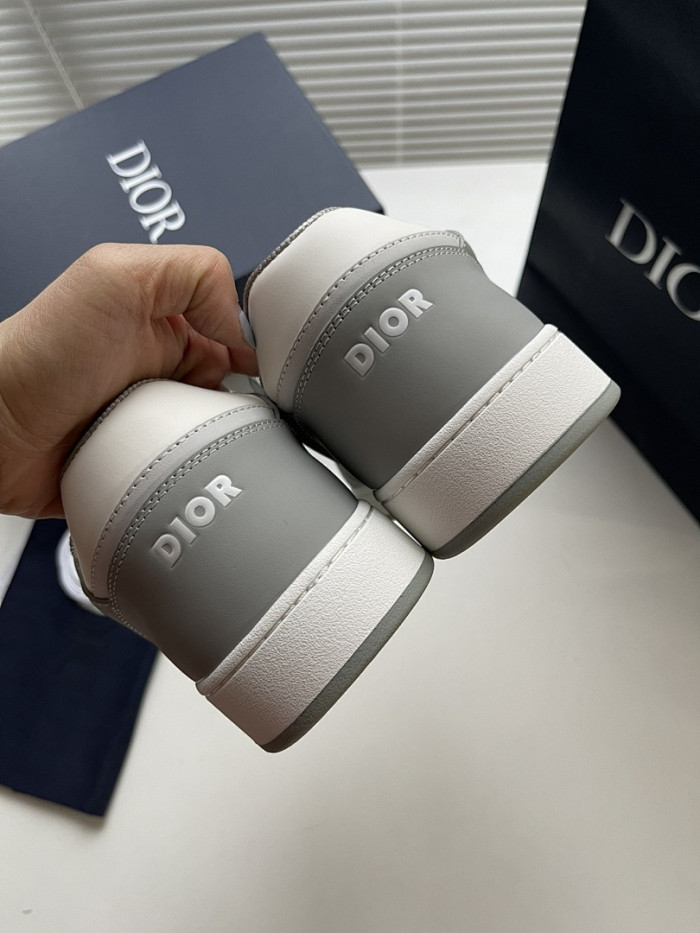 D10R B27 Sneaker