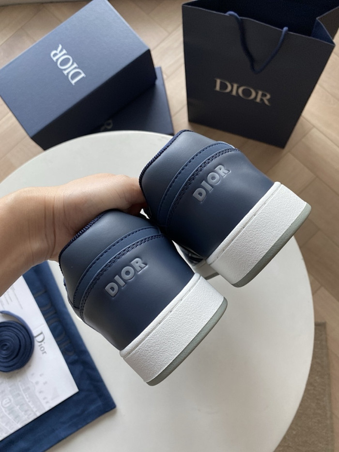 D10R B27 Sneaker
