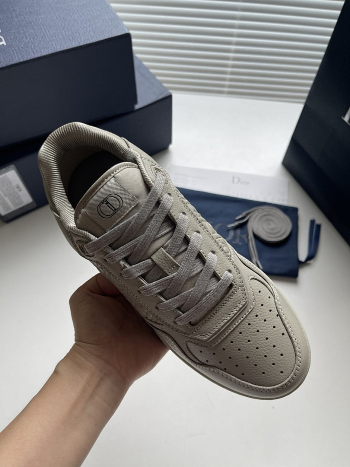D10R B27 Sneaker
