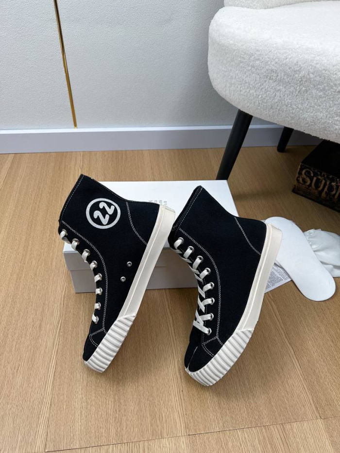 Ma1s0n Marg*e1a Tabi High Top