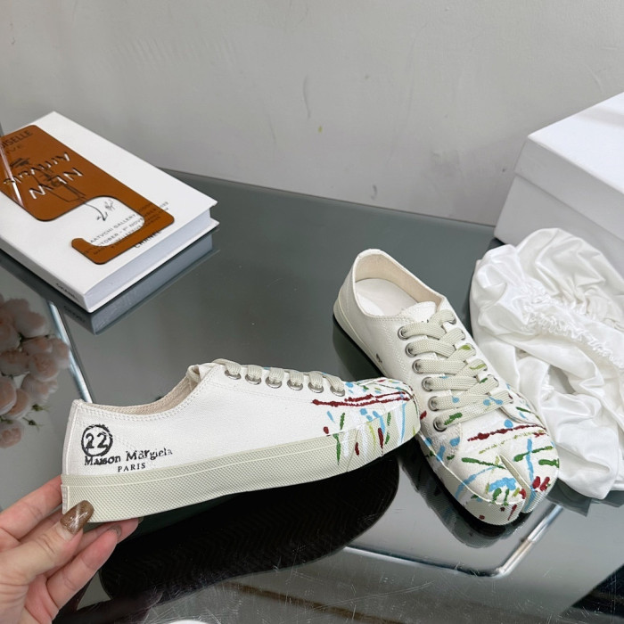 Ma1s0n Marg*e1a Tabi Low Top