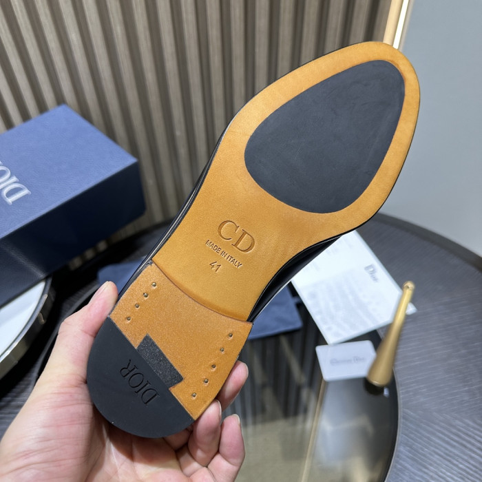 D10R SHOES
