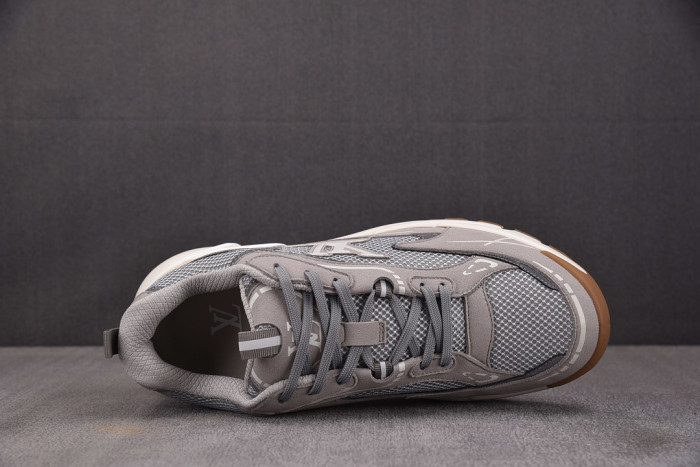 Lou1su1tt Tatic Runner Sneaker