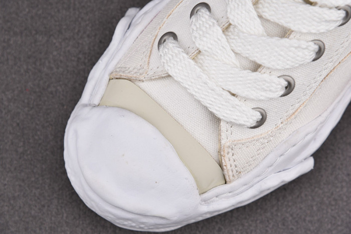 Ma*s*n mihara yasuhiro sneaker