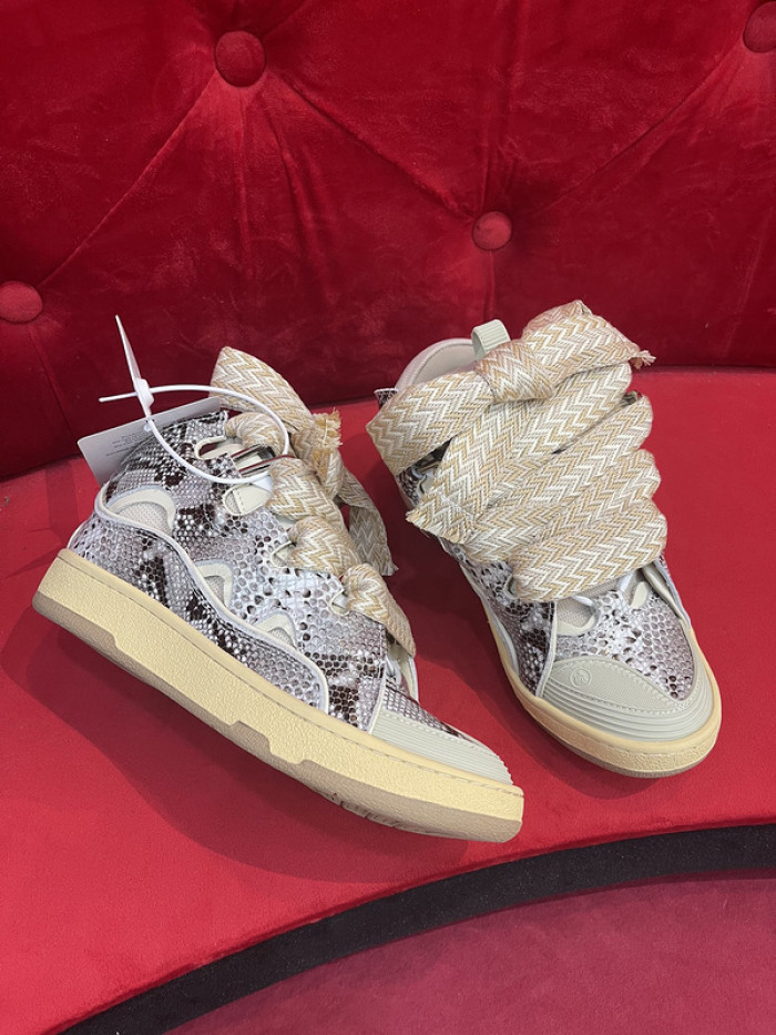 LANEVN Sneakers